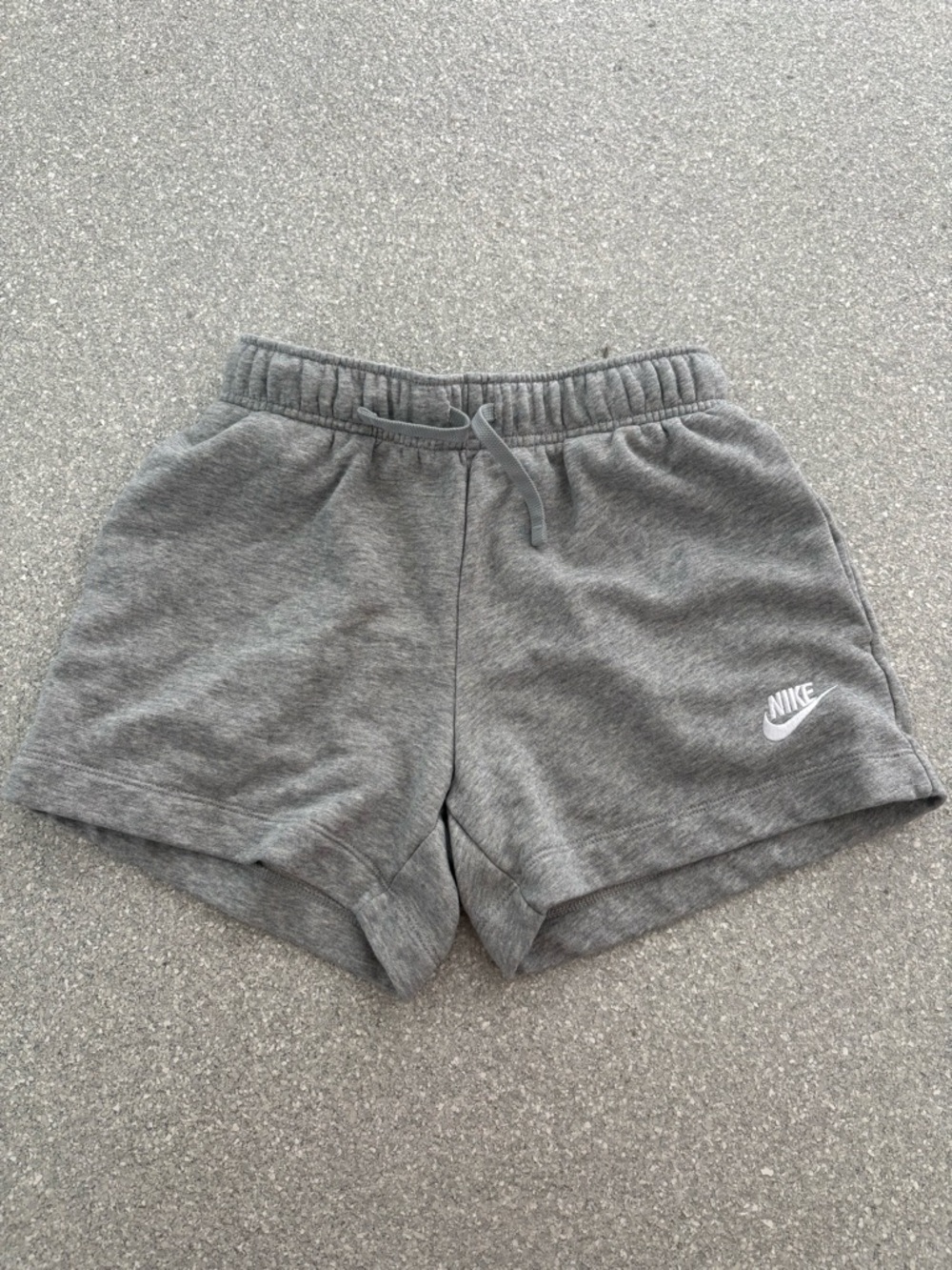 Nike Sportswear Club Fleece shorts size xs